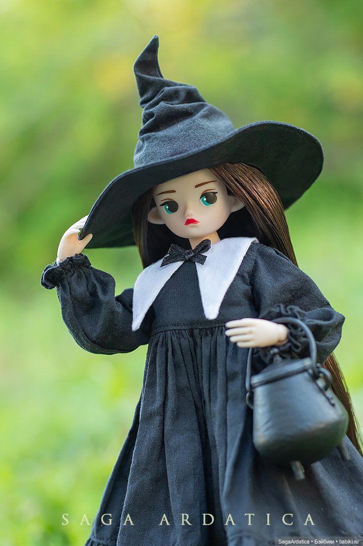 Маленькая ведьмочка — Куклы Strawberry Planet: Redberry (фото 4)