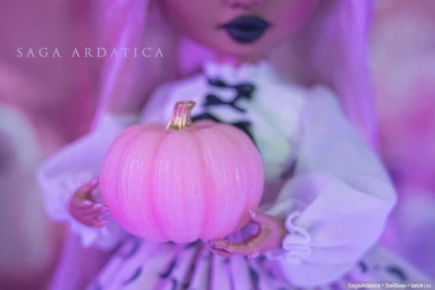 Розовый Хеллоуин — Куклы Rainbow High (Рейнбоу Хай (фото 3)