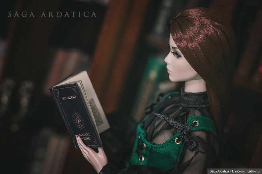 В библиотеке | Бэйбики В библиотеке — Куклы Integrity Toys (Интегрити): Poppy Parker (фото 8)