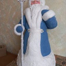 Классический дед Мороз из ваты.