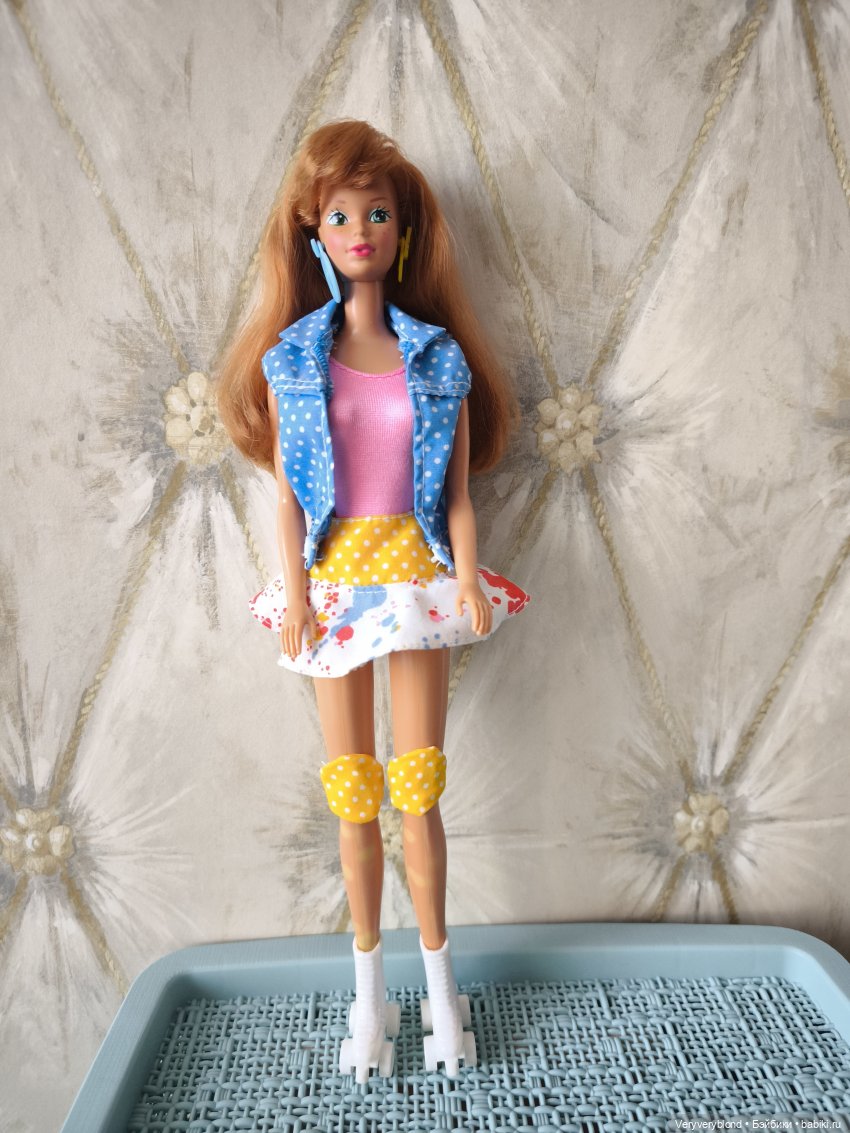 Итоги марта — Коллекции игровых кукол (Playline): фото полок (фото 6)