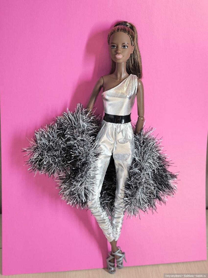 Итоги марта — Коллекции игровых кукол (Playline): фото полок