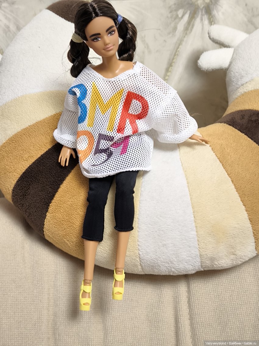 Итоги марта — Коллекции игровых кукол (Playline): фото полок