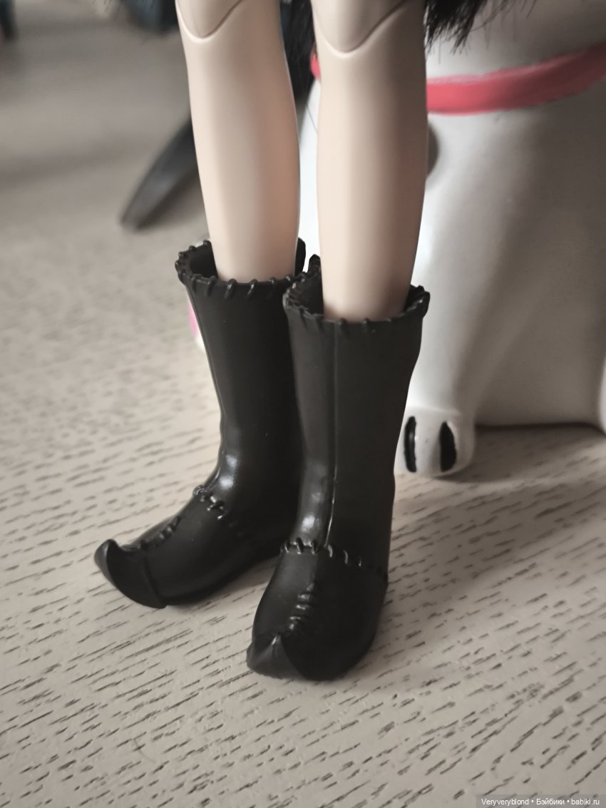 Обувь для куколок 1/6 распаковка и большая примерка (фото 2)