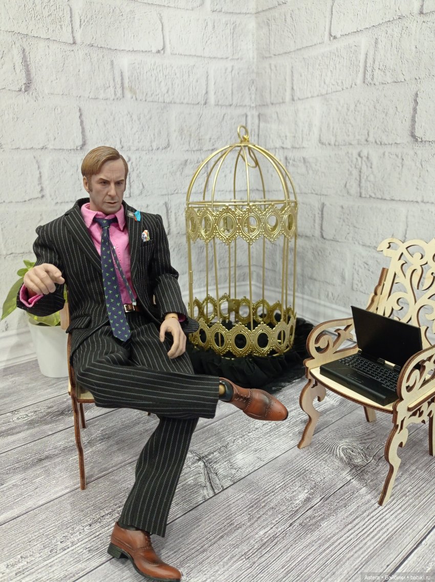 Lawyer Saul /Present Toys/ Better Call Saul/ 1/6