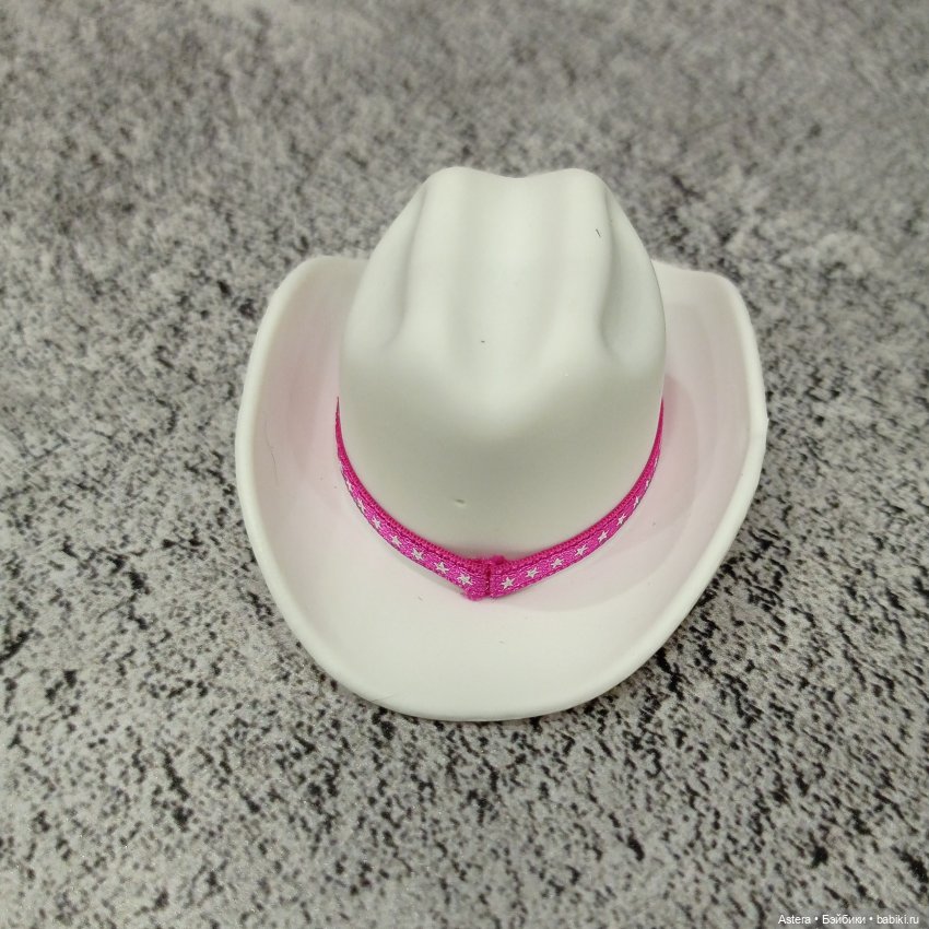 Barbie The Movie в ковбойском костюме. Обзор