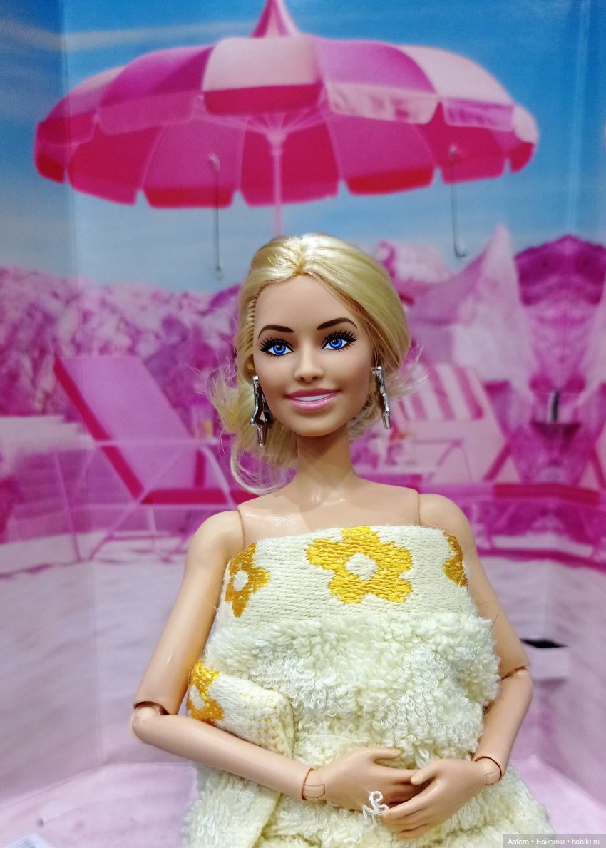 Barbie The Movie в ковбойском костюме. Обзор