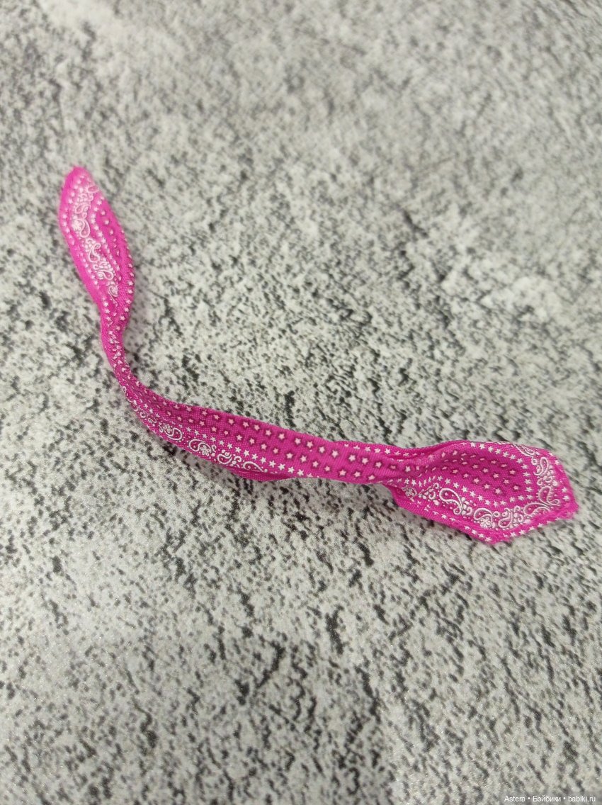 Barbie The Movie в ковбойском костюме. Обзор