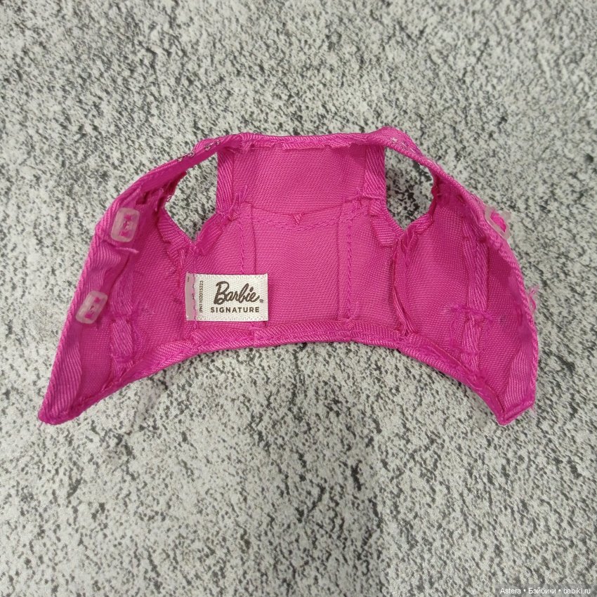 Barbie The Movie в ковбойском костюме. Обзор