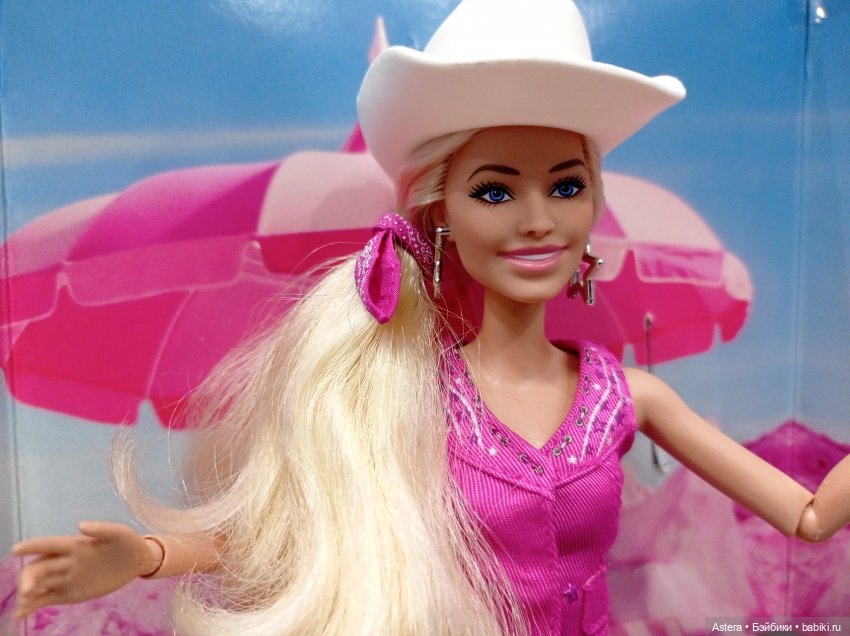 Barbie The Movie в ковбойском костюме. Обзор