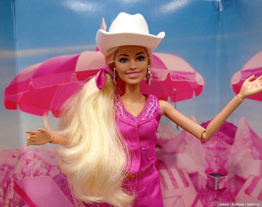 Barbie The Movie в ковбойском костюме. Обзор