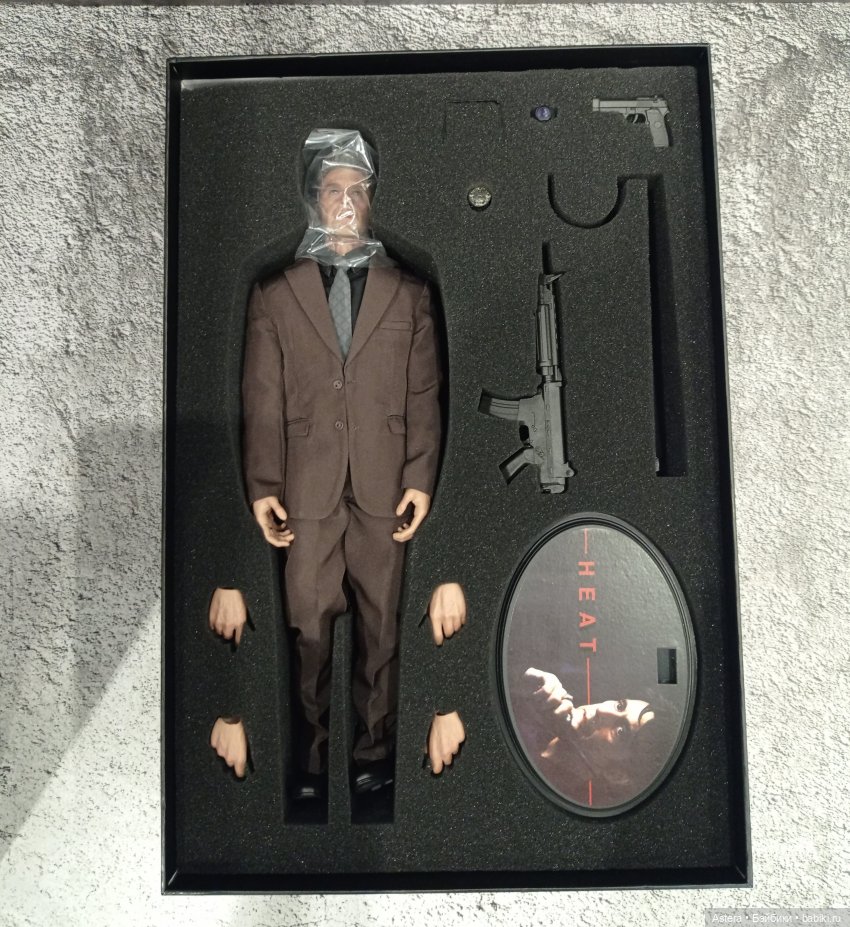 Lt. Vincent Hanna "Heat" Present Toys PT-sp18. Обзор (фото 6)