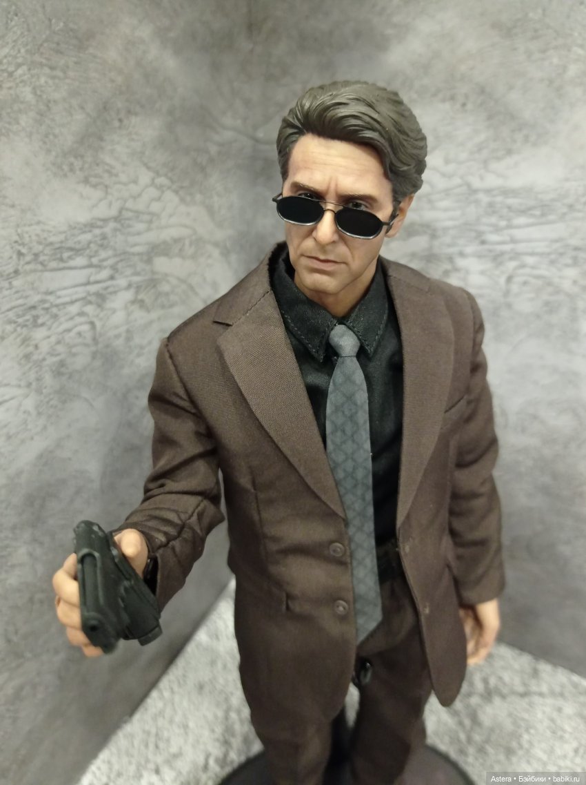 Lt. Vincent Hanna "Heat" Present Toys PT-sp18. Обзор