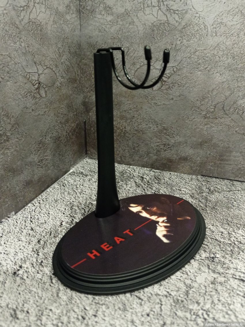 Lt. Vincent Hanna "Heat" Present Toys PT-sp18. Обзор (фото 8)