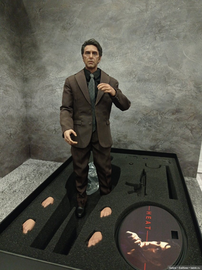 Lt. Vincent Hanna "Heat" Present Toys PT-sp18. Обзор