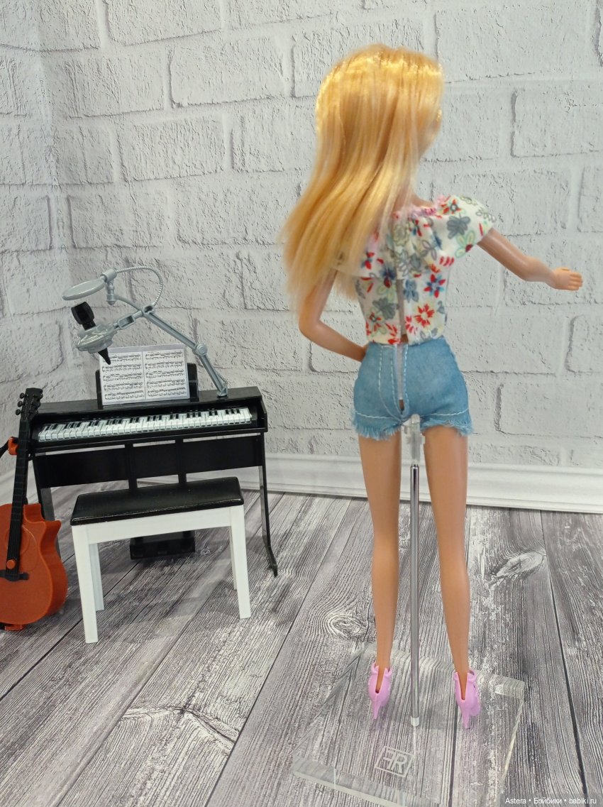 Обзор на игровой набор "Люси - симпатичный музыкант"