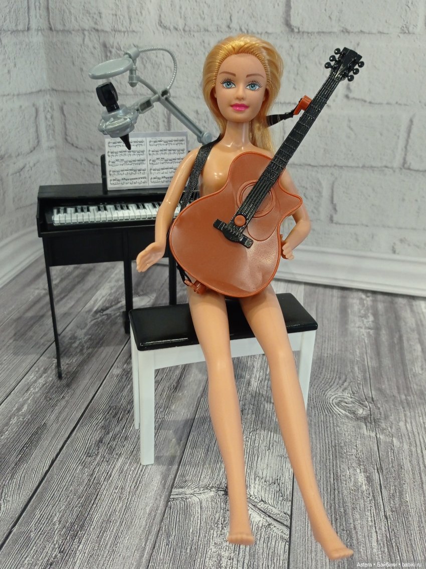 Обзор на игровой набор "Люси - симпатичный музыкант"