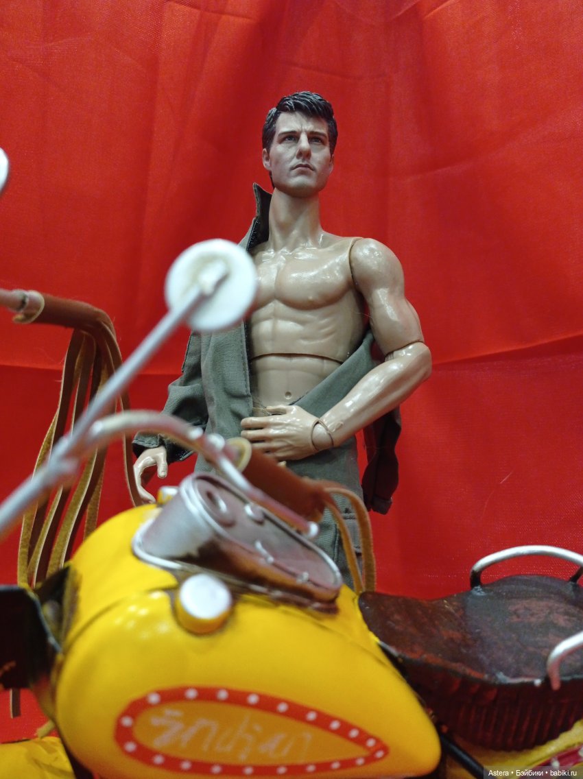 Горячие парни New Doll City