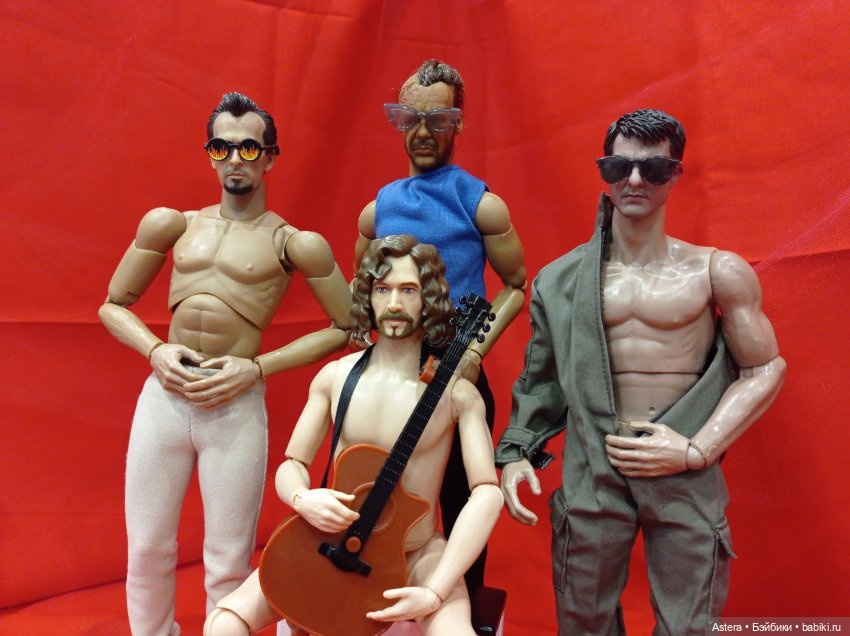 Горячие парни New Doll City