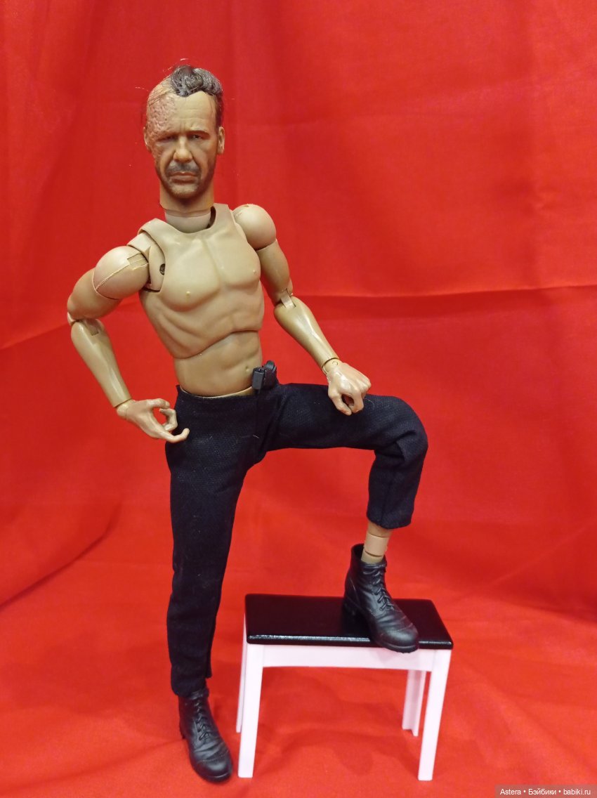 Горячие парни New Doll City