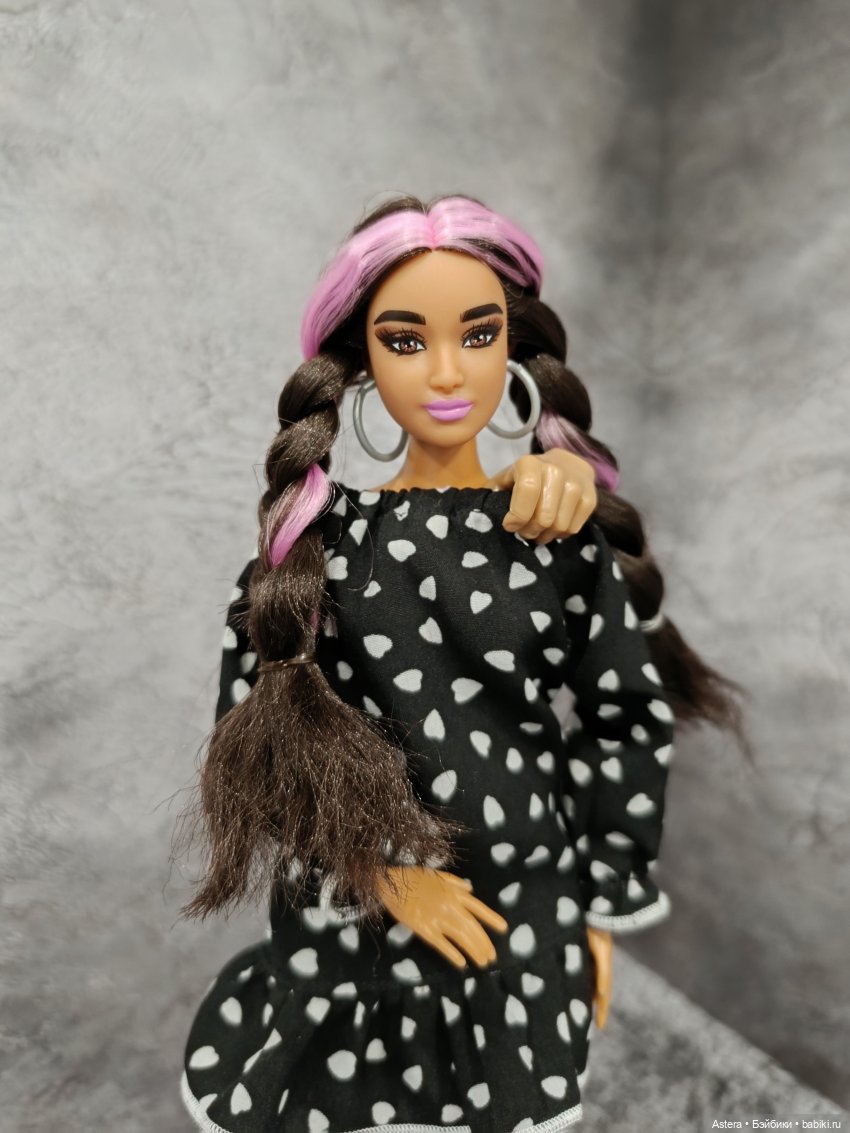 Почти Хэллоуинское — Куклы Barbie (Барби): Looks (фото 5)