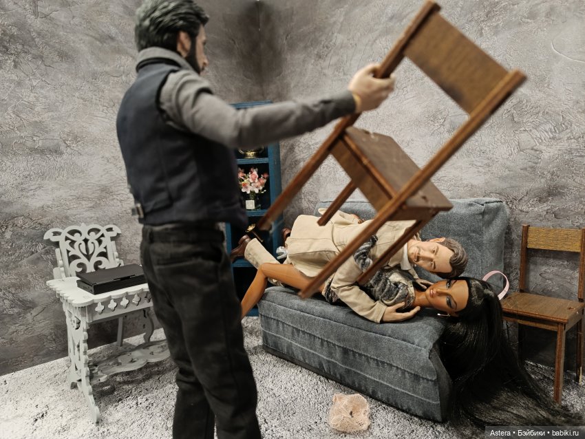 Неловкая ситуация — Кукольные фотоистории и сериалы: комиксы