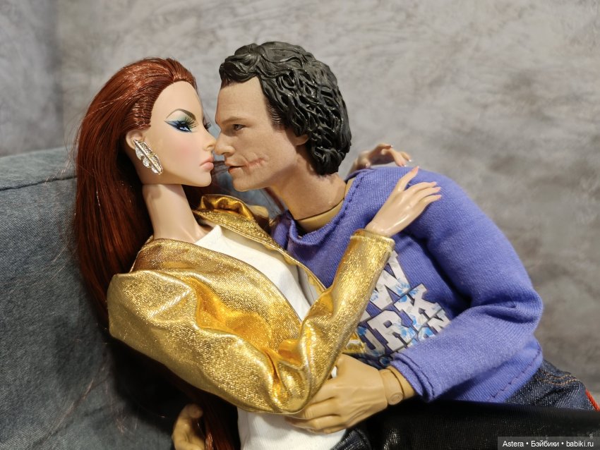 Неловкая ситуация — Кукольные фотоистории и сериалы: комиксы