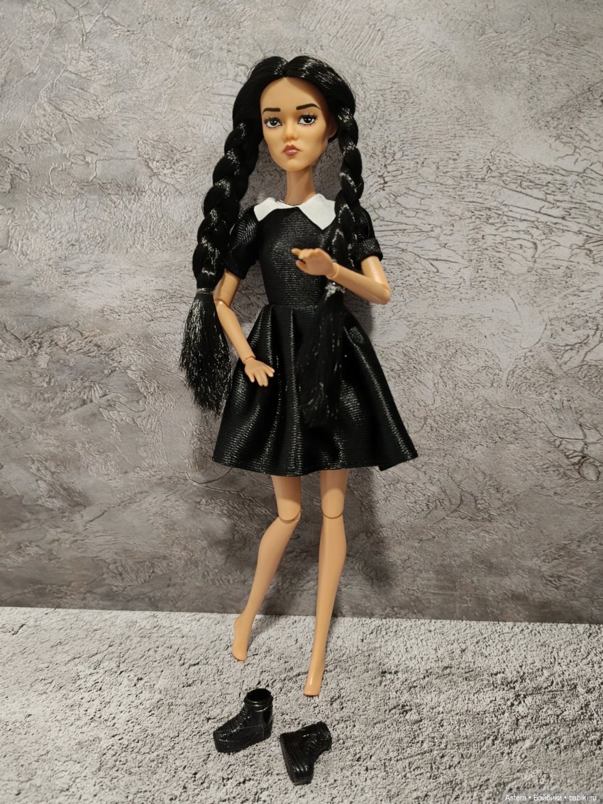Моя Вэнсдэй - Обзор — Аналоги Барби и куклы 1/6: клоны 90 (фото 9)
