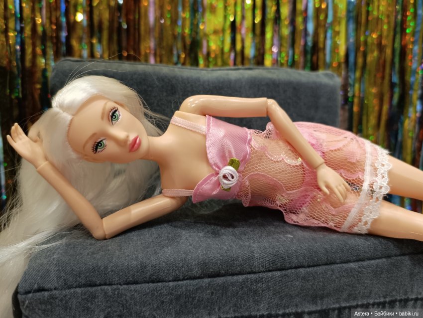 Кружева, меха, девушки — Аналоги Барби и куклы 1/6: клоны 90