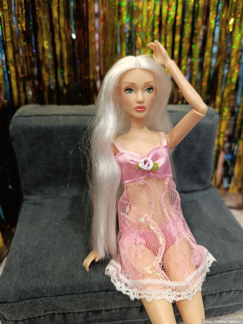 Кружева, меха, девушки — Аналоги Барби и куклы 1/6: клоны 90