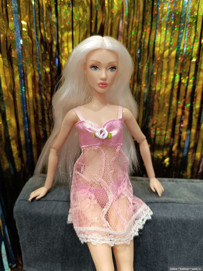 Кружева, меха, девушки — Аналоги Барби и куклы 1/6: клоны 90