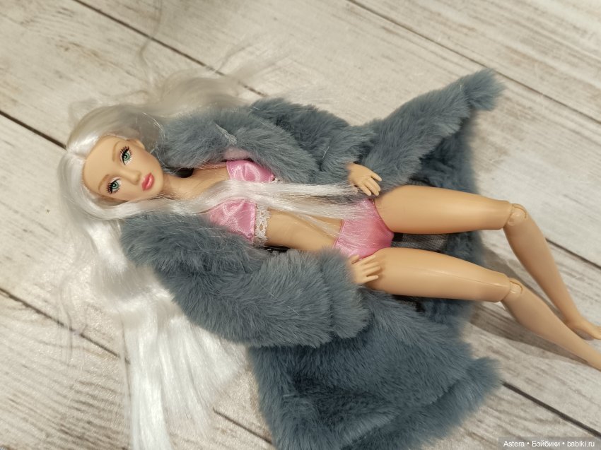 Кружева, меха, девушки — Аналоги Барби и куклы 1/6: клоны 90