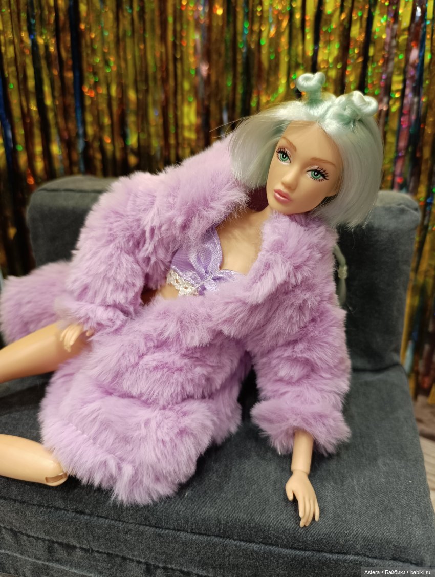Кружева, меха, девушки — Аналоги Барби и куклы 1/6: клоны 90