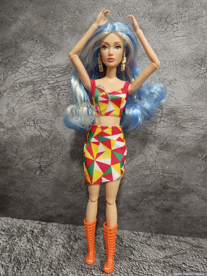 Еще одна из рода Defa Lucy