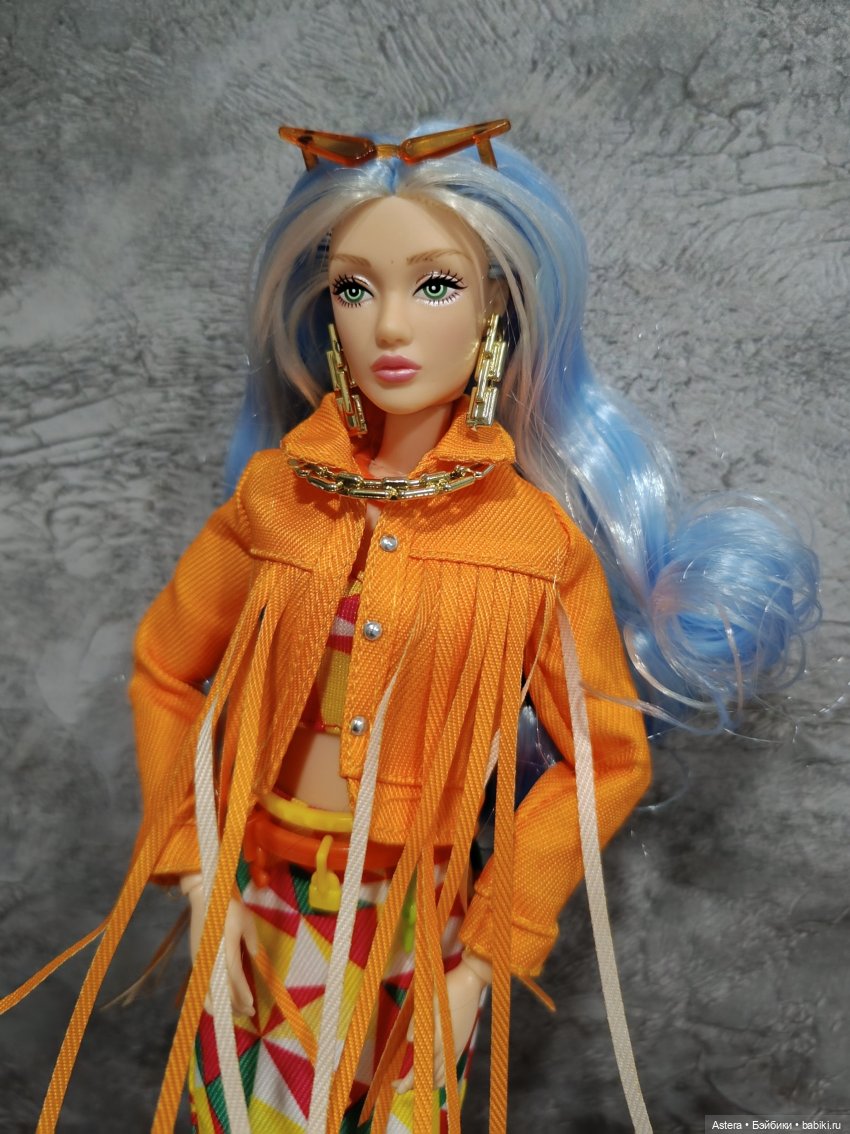 Еще одна из рода Defa Lucy