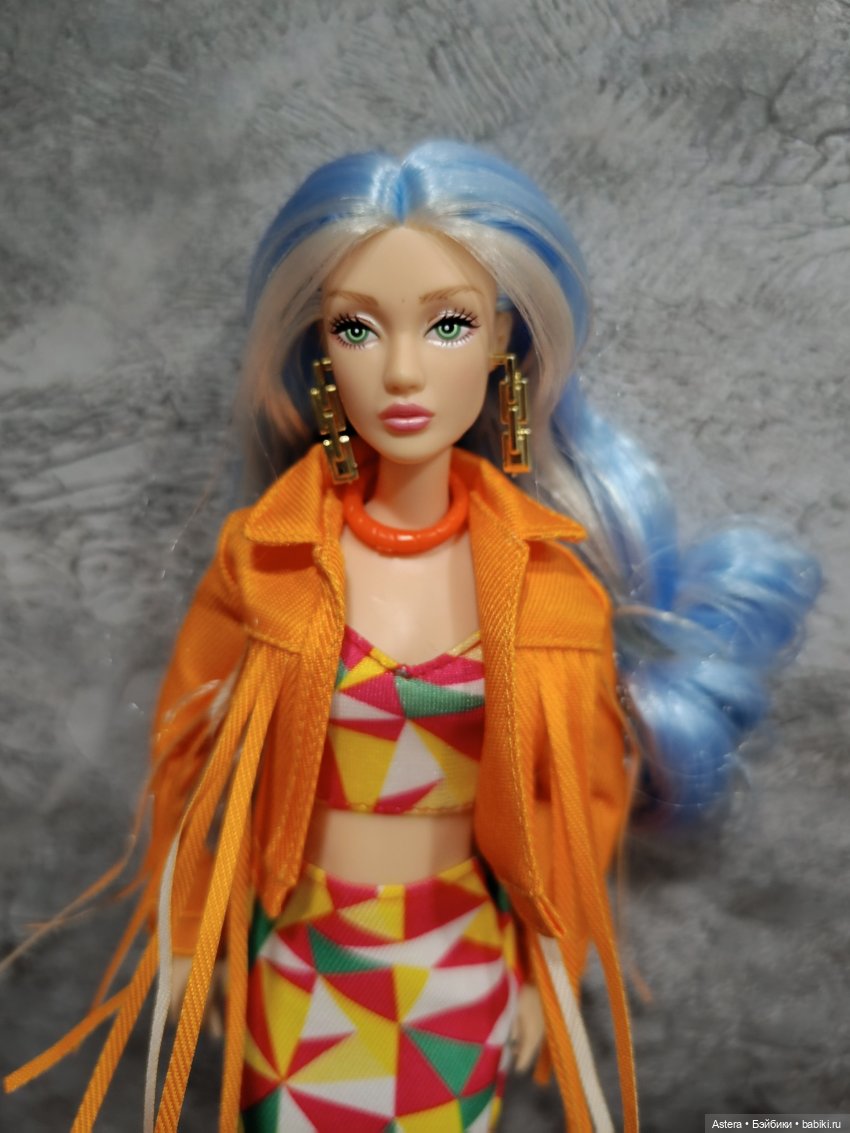 Еще одна из рода Defa Lucy