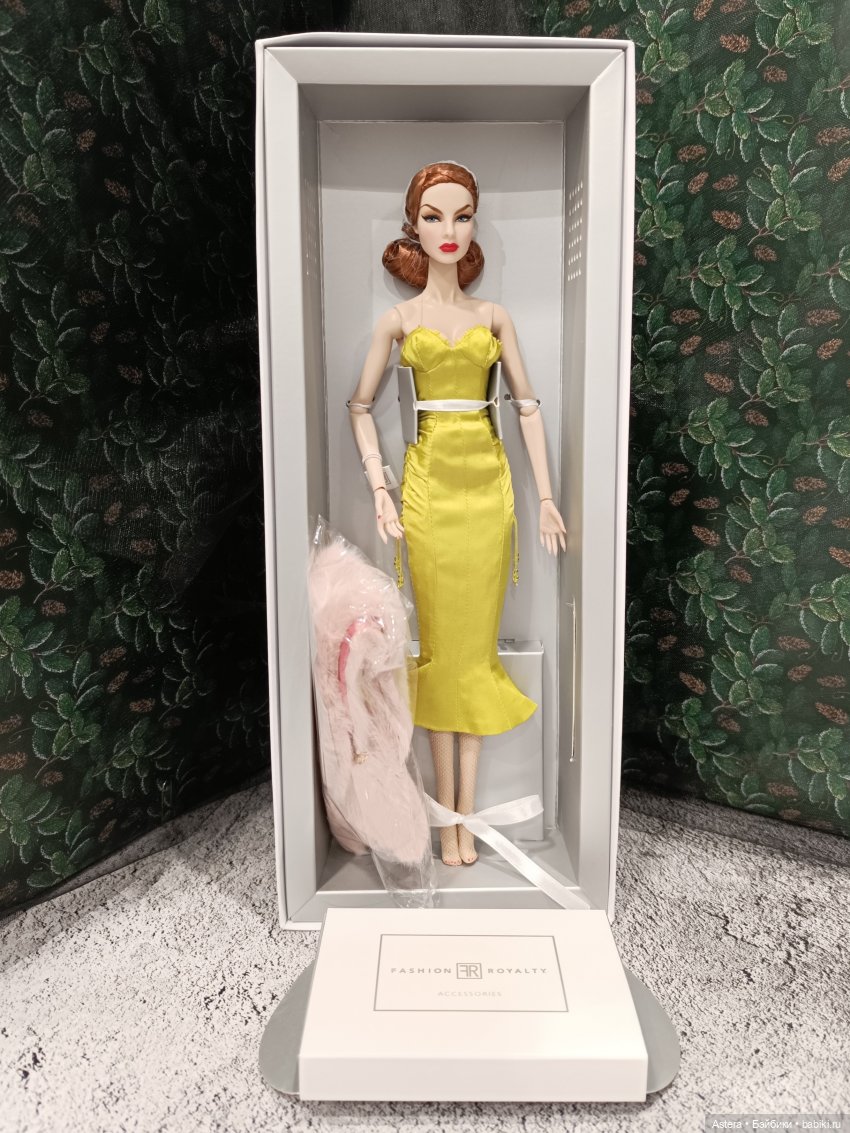 Знакомство с Sensational Soiree