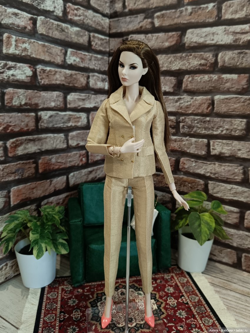 Грустная Лесли | Бэйбики Грустная Лесли — Куклы Integrity Toys (Интегрити): Poppy Parker