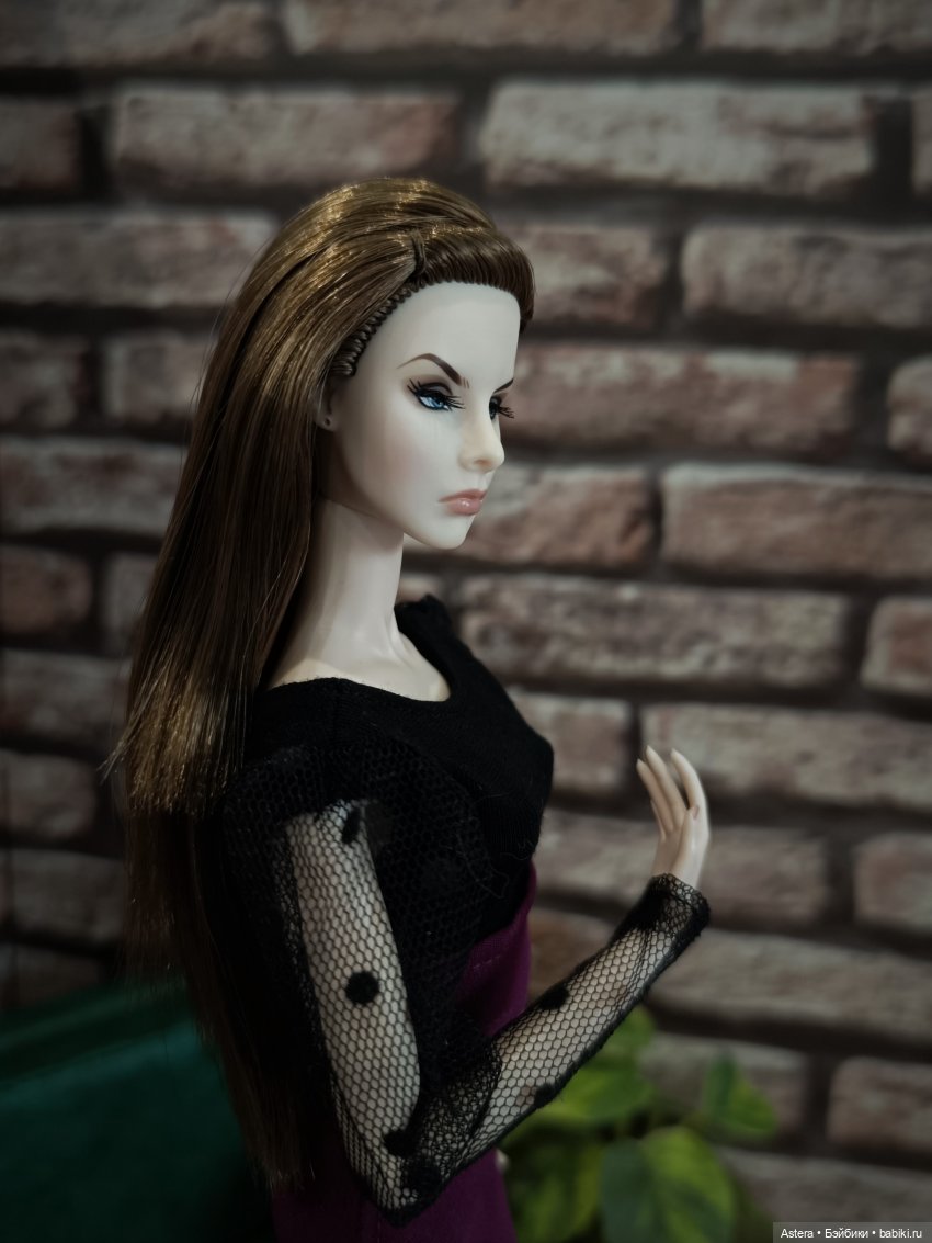 Грустная Лесли | Бэйбики Грустная Лесли — Куклы Integrity Toys (Интегрити): Poppy Parker