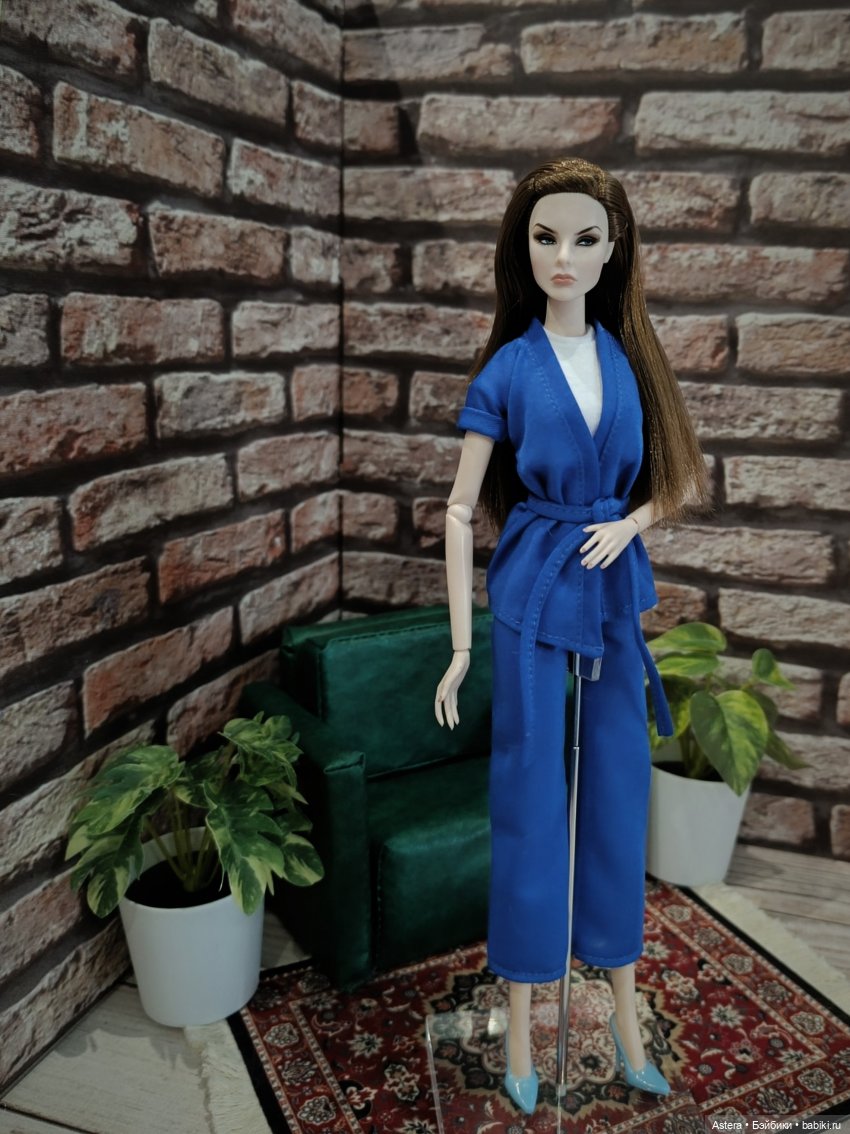 Грустная Лесли | Бэйбики Грустная Лесли — Куклы Integrity Toys (Интегрити): Poppy Parker
