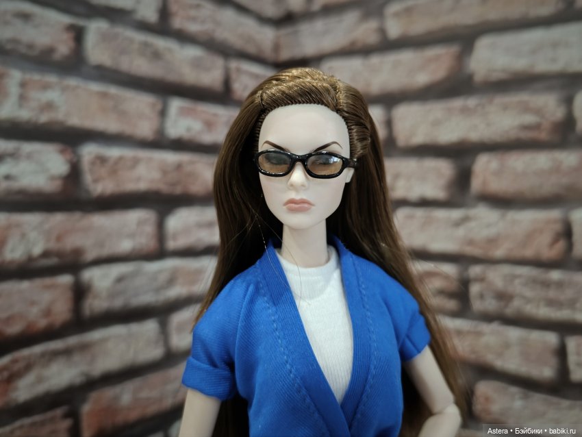 Грустная Лесли | Бэйбики Грустная Лесли — Куклы Integrity Toys (Интегрити): Poppy Parker