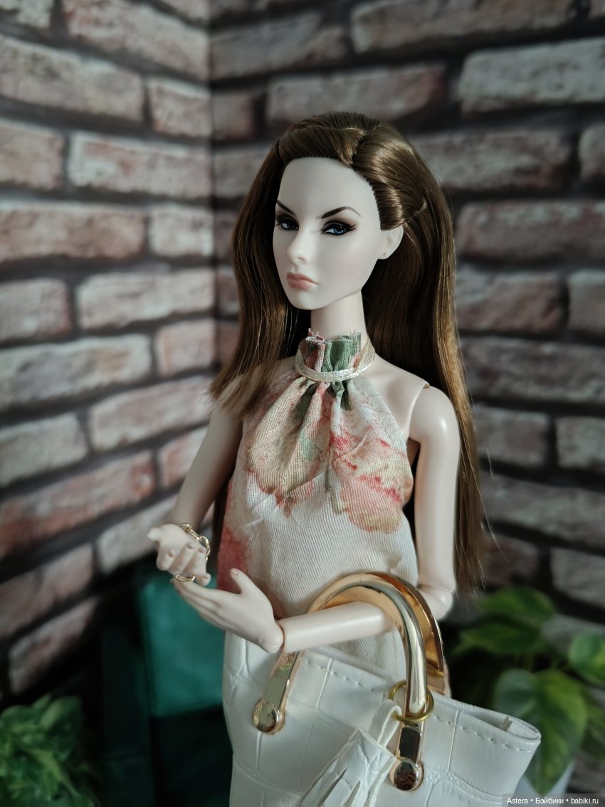 Грустная Лесли | Бэйбики Грустная Лесли — Куклы Integrity Toys (Интегрити): Poppy Parker (фото 2)