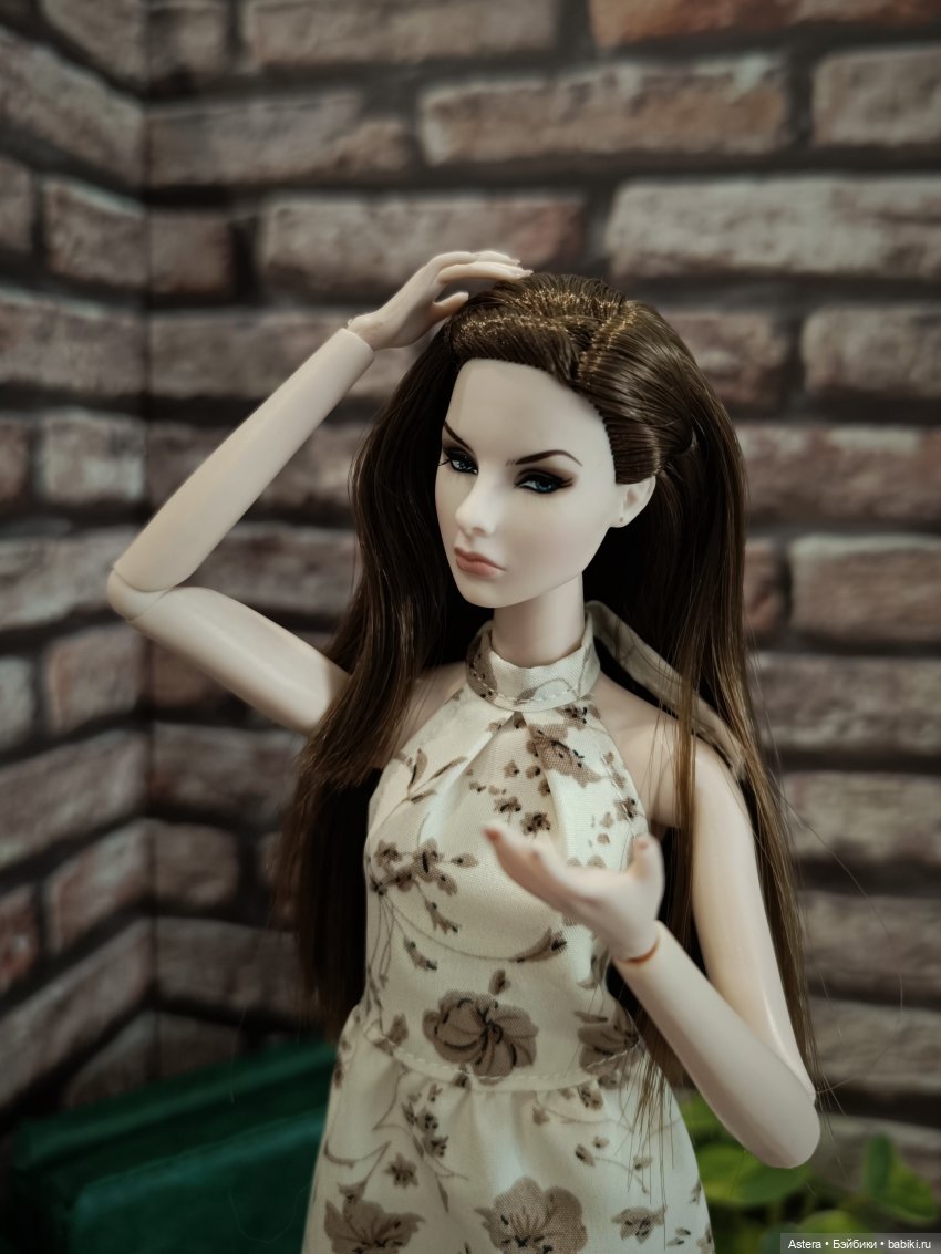 Грустная Лесли | Бэйбики Грустная Лесли — Куклы Integrity Toys (Интегрити): Poppy Parker