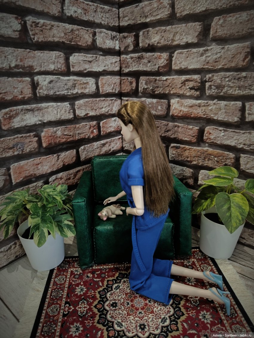 Грустная Лесли | Бэйбики Грустная Лесли — Куклы Integrity Toys (Интегрити): Poppy Parker