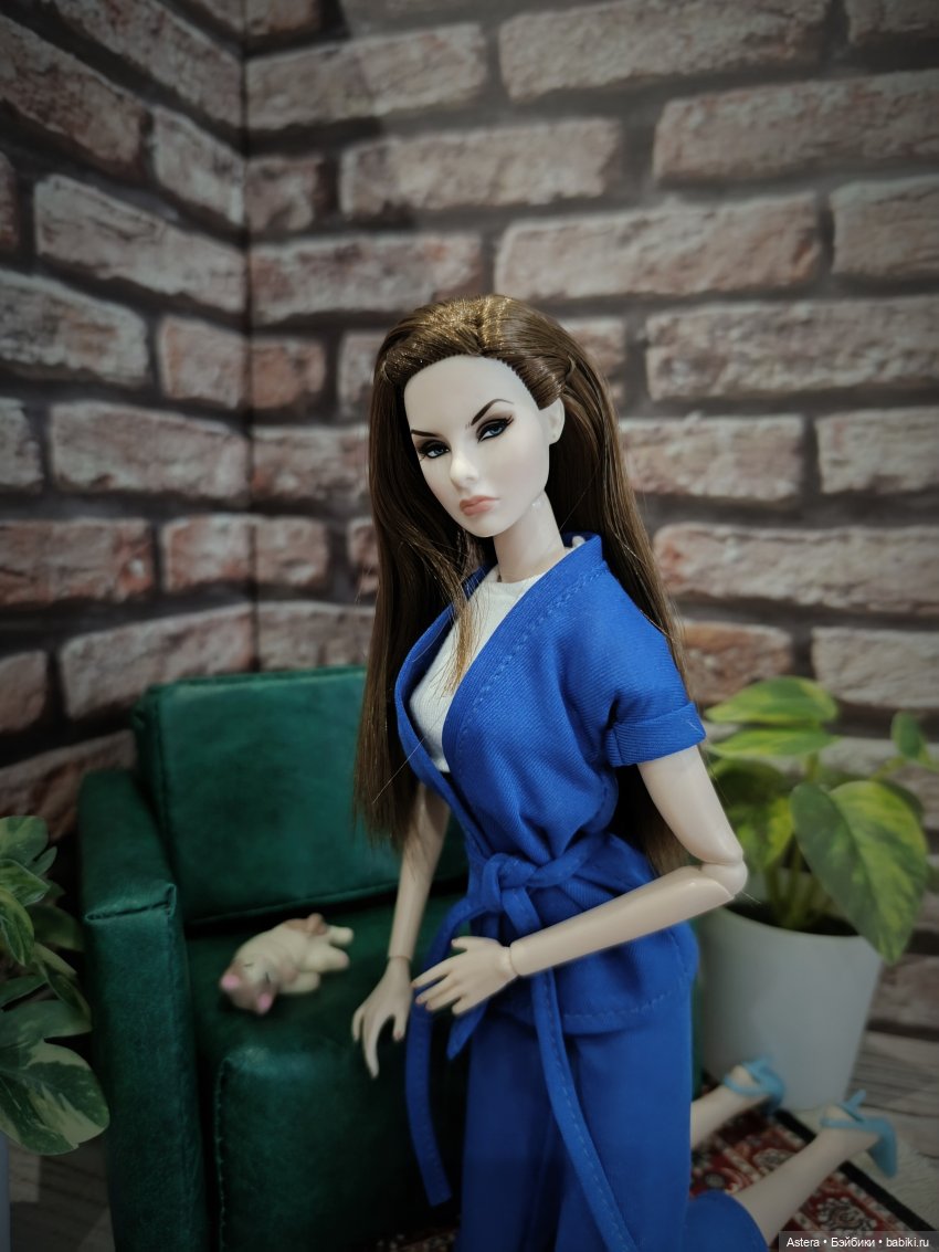 Грустная Лесли | Бэйбики Грустная Лесли — Куклы Integrity Toys (Интегрити): Poppy Parker