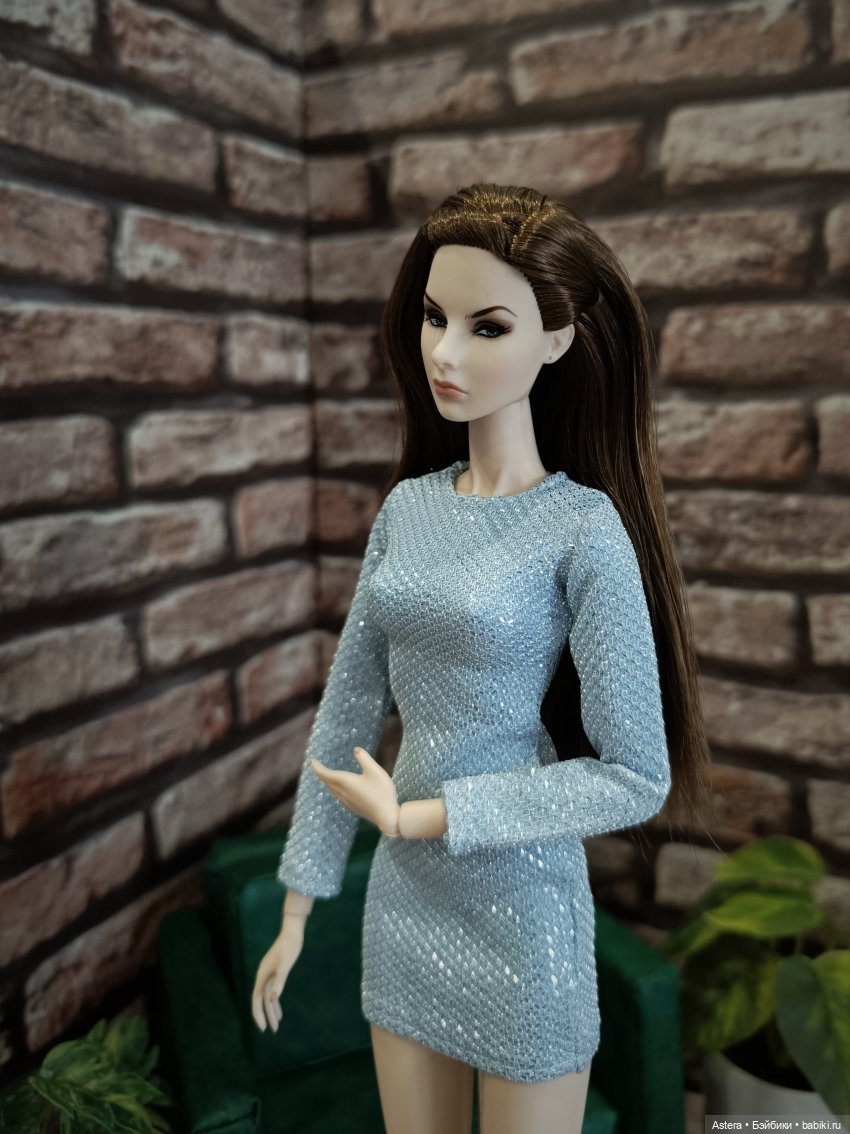 Грустная Лесли | Бэйбики Грустная Лесли — Куклы Integrity Toys (Интегрити): Poppy Parker