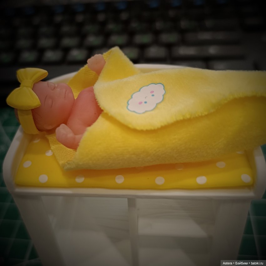 Мой первый Zuru My Mini Baby (фото 9)