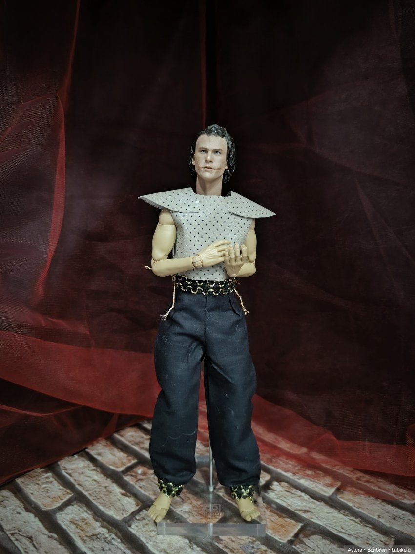 Костюмы к спектаклю "Саломея"