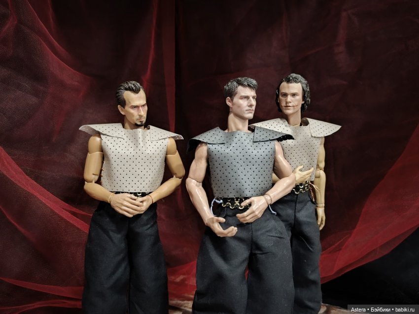 Костюмы к спектаклю "Саломея"