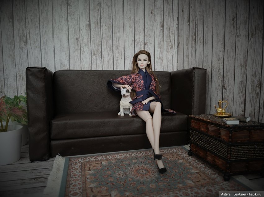 Лесли, страшный диван и чужая собака (фото 5)